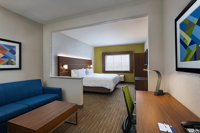 Holiday Inn Express Suites Austin Nw Four Points By IHG — Guest room