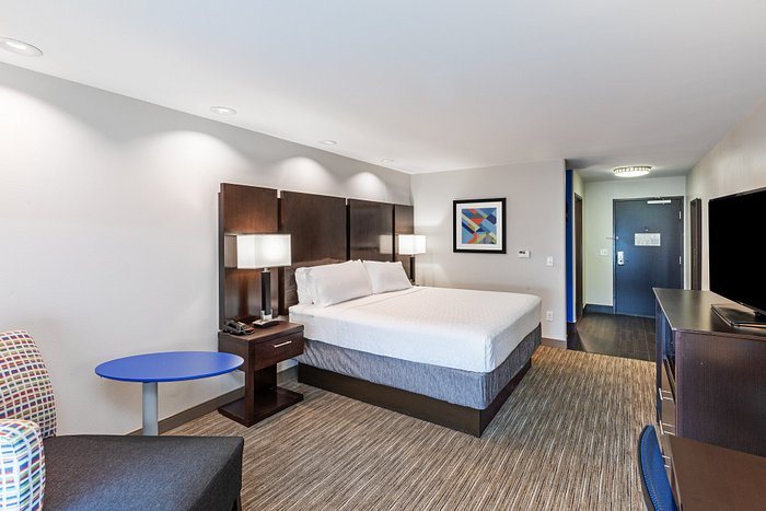 Holiday Inn Express Suites Austin Nw Lakeline By IHG — Guest room