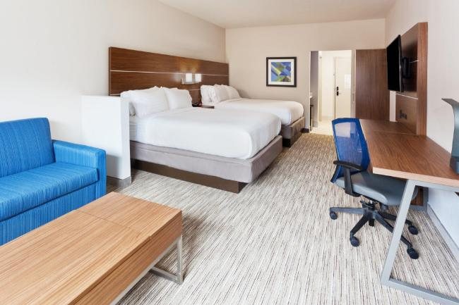 Holiday Inn Express Suites Cartersville By IHG — Guest room