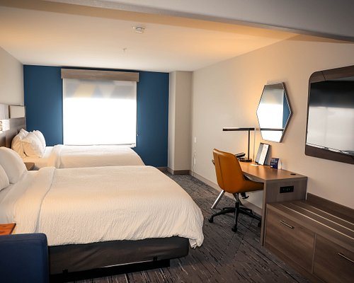 Holiday Inn Express Suites Douglas by IHG — Guest room