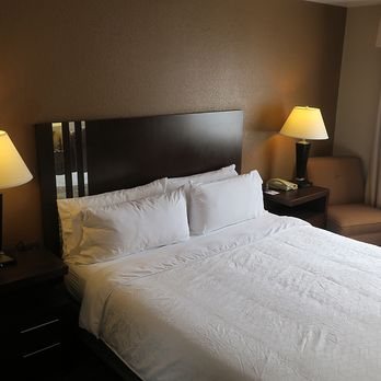 Holiday Inn Express Suites Elko By IHG — Guest room