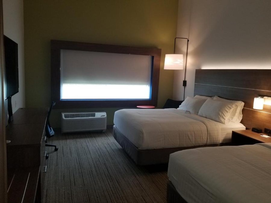 Holiday Inn Express Suites Fort Mill By IHG — Guest room