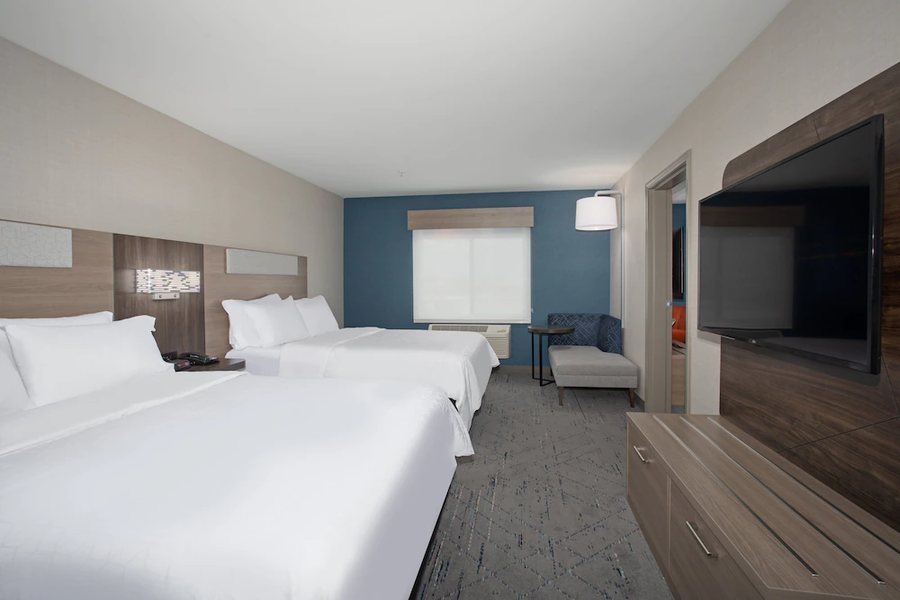 Holiday Inn Express Suites Grand Junction by IHG — Guest room