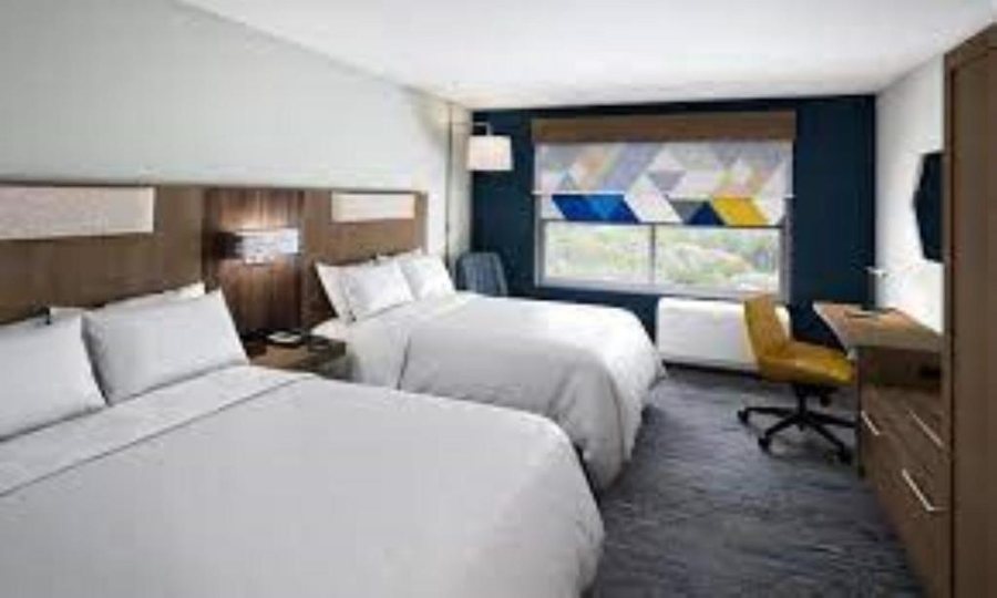 Holiday Inn Express Suites Logan By IHG — Guest room