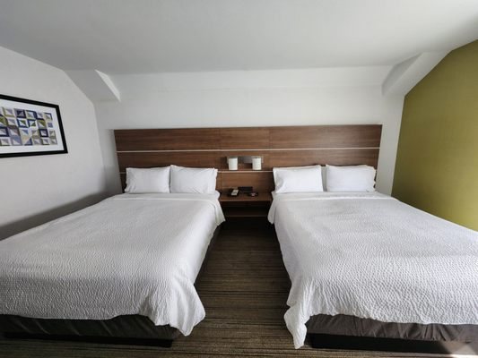 Holiday Inn Express Suites Los Angeles Downtown West By IHG Los Angeles California — Guest room