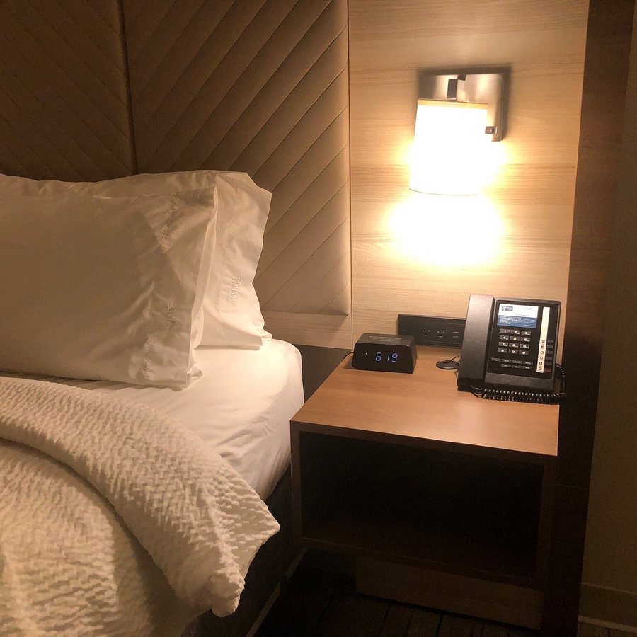 Holiday Inn Express Suites Olive Branch by IHG — Guest room