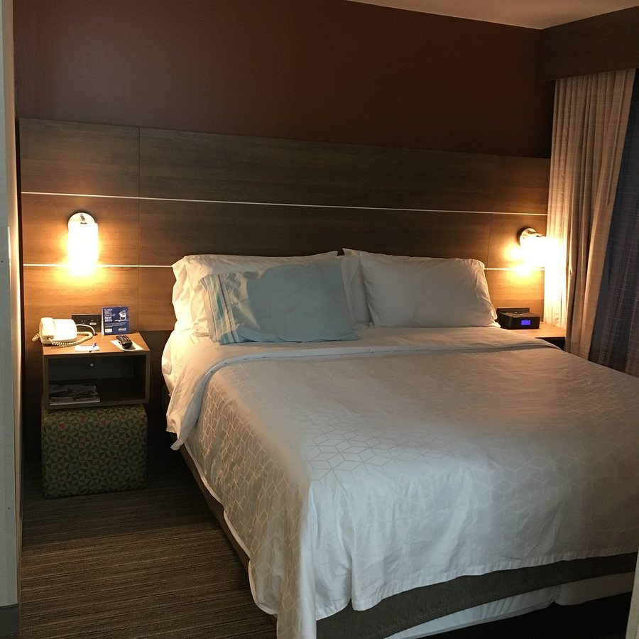 Holiday Inn Express Suites Pasco tricities By IHG — Guest room