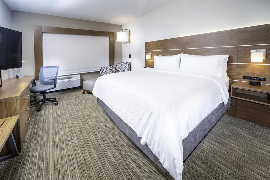 Holiday Inn Express Suites Rock Hill by IHG — Guest room
