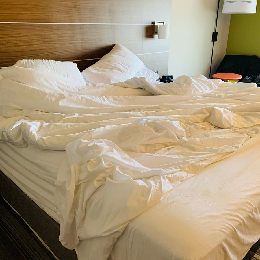 Holiday Inn Express Suites Thomasville by IHG — Guest room