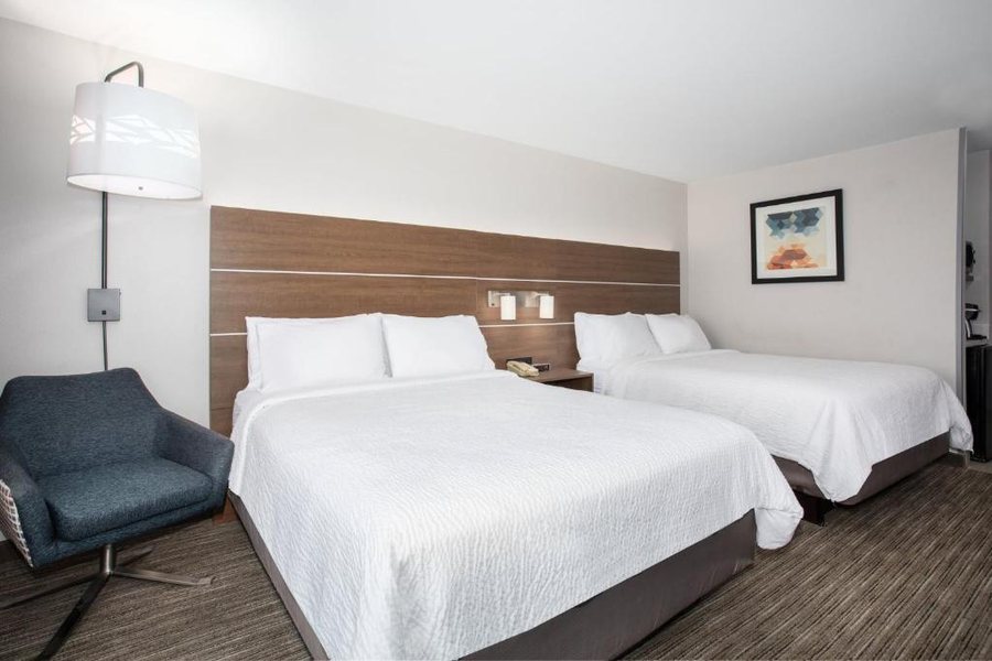 Holiday Inn Express Suites Tucson Mall by IHG — Guest room