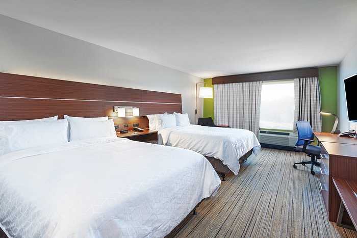 Holiday Inn Express Suites Tulsa Downtown By IHG — Guest room