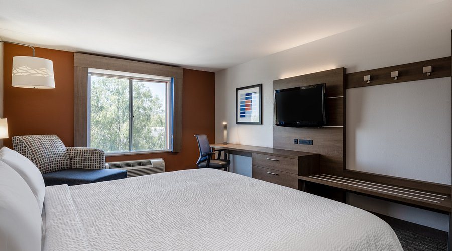 Holiday Inn Express Tucson Airport by IHG — Guest room