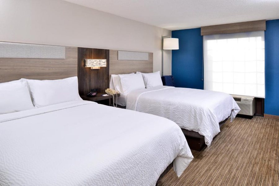 Holiday Inn Express Winston Salem Medical Ctr Area by IHG — Guest room