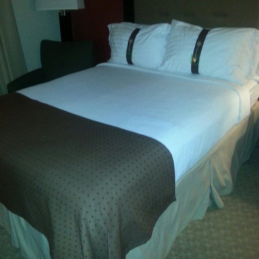 Holiday Inn Killeen Fort Hood Area by IHG — Guest room