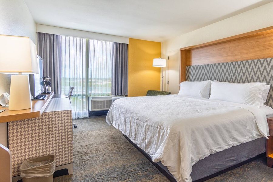 Holiday Inn Miami international Airport By IHG — Guest room