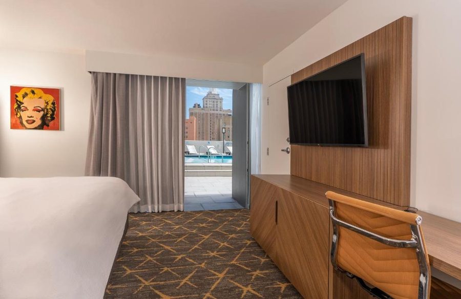 Holiday Inn New Orleans downtown Superdome By IHG — Guest room