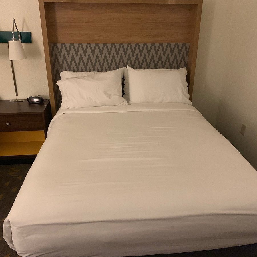 Holiday Inn Pearl Jackson Area By IHG — Guest room