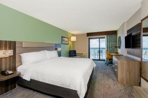 Holiday Inn Resort Daytona Beach Oceanfront By IHG Daytona Beach Florida — Guest room