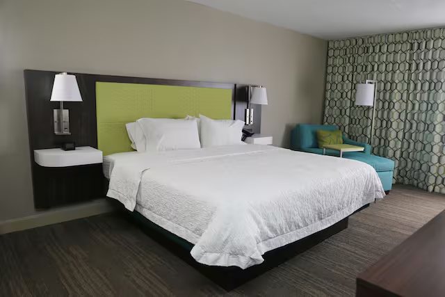 Holiday Inn Santee By IHG — Guest room