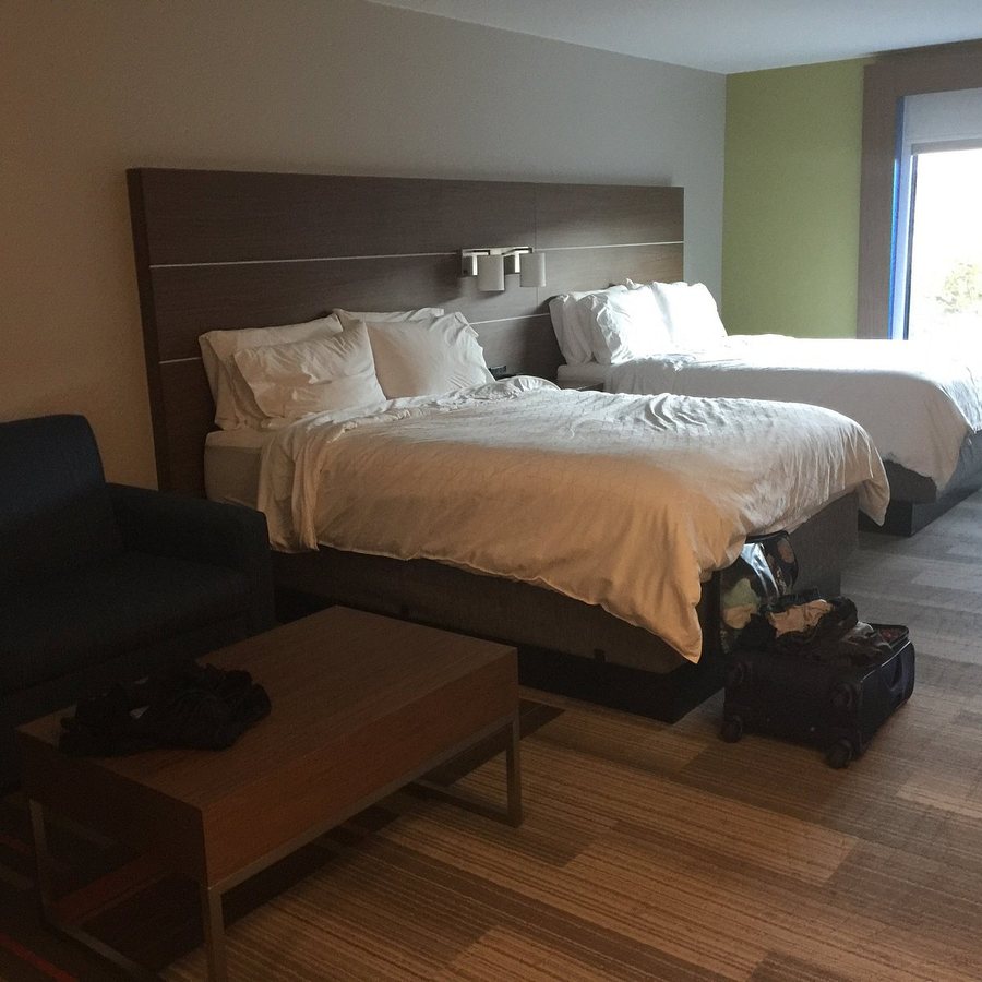 Holiday Inn Suites Salt Lake City airport West By IHG — Guest room