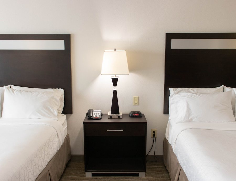 Holiday Inn Temple belton By IHG — Guest room