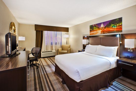 Holiday Inn Washington Dulles Intl Airport by IHG — Guest room