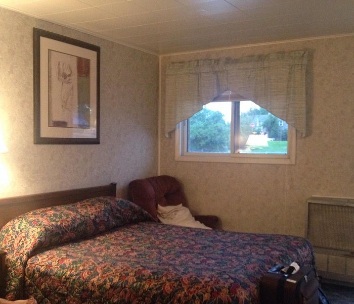 Holiday Lodge Motel — Guest room