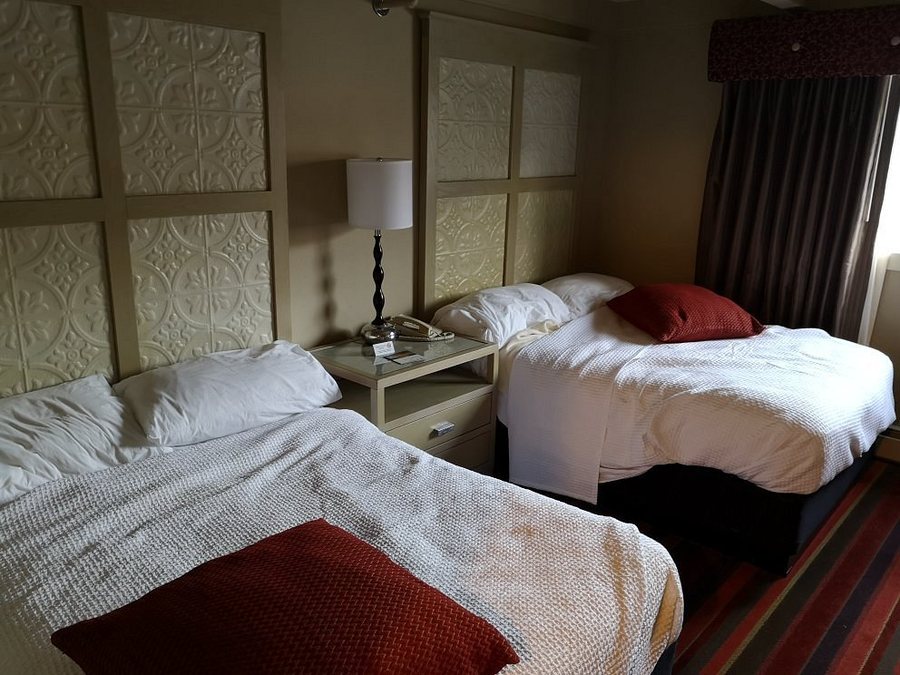 Holland America Skagway Inn — Guest room