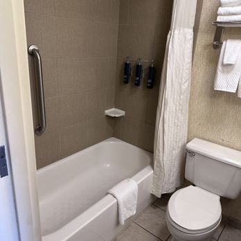 Holland Farmhouse Inn B B — Bathroom