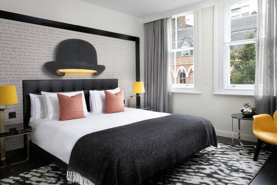 Holmes Hotel London — Guest room