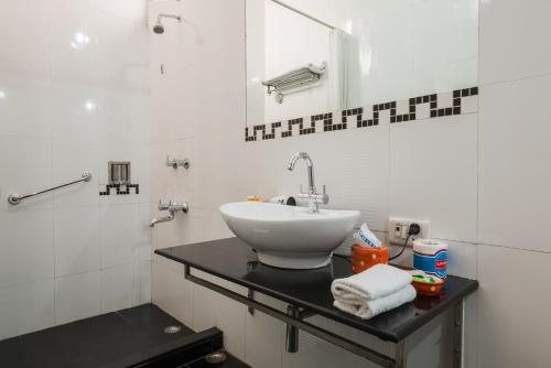 Home at F37 — Bathroom