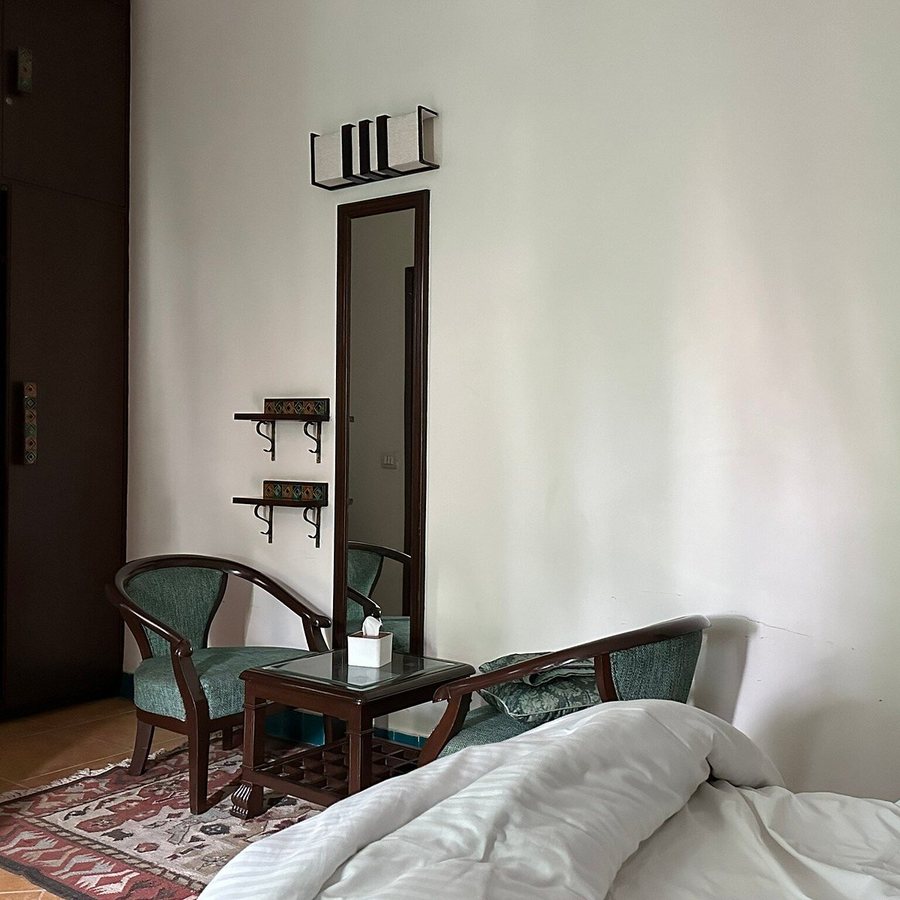 Home at F37 — Guest room
