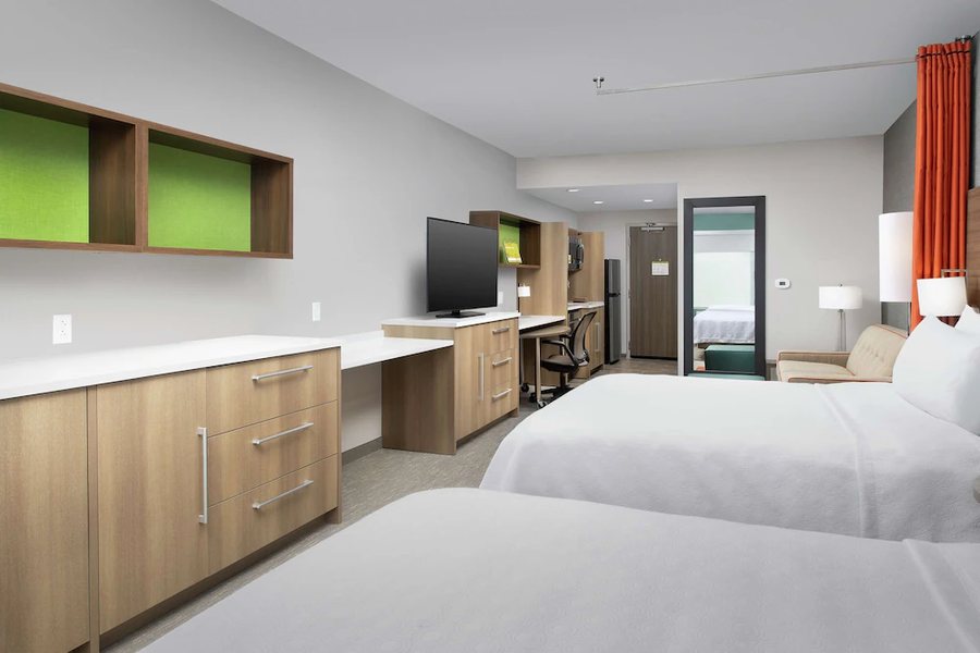 Home2 Suites by Hilton Asheville Biltmore Village — Guest room