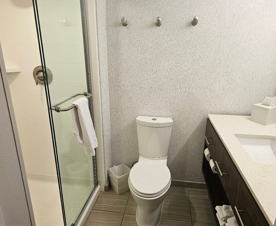 Home2 Suites By Hilton Augusta GA — Bathroom