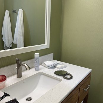 Home2 Suites By Hilton Baltimore Aberdeen Md — Bathroom