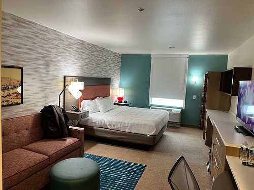 Home2 Suites by Hilton Barstow — Guest room