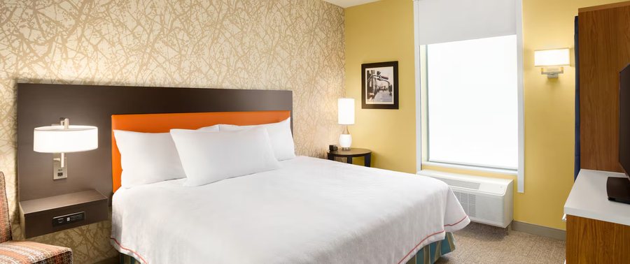 Home2 Suites By Hilton Birmingham Downtown — Guest room