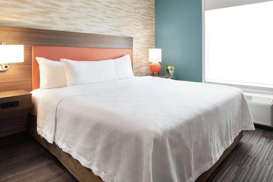 Home2 Suites by Hilton Bismarck — Guest room