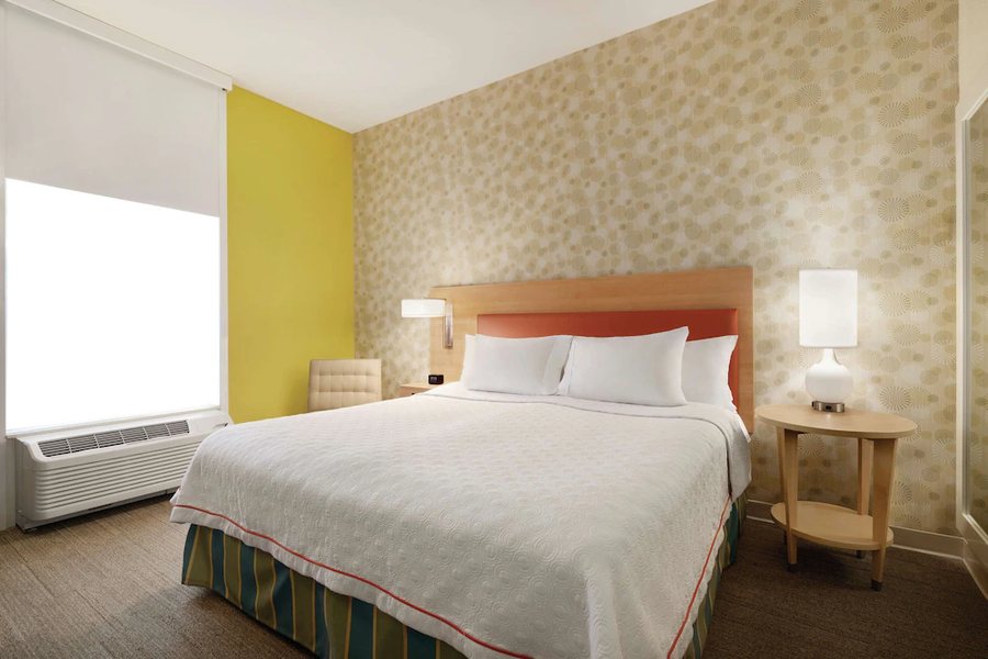 Home2 Suites by Hilton Cartersville — Guest room