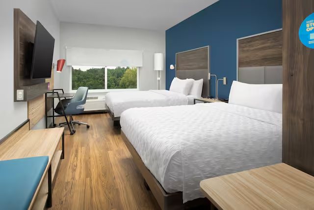 Home2 Suites by Hilton Charlotte Airport — Guest room