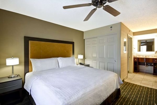 Home2 Suites by Hilton Durham Chapel Hill — Guest room