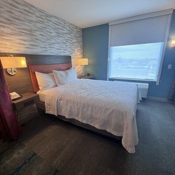 Home2 Suites by Hilton Garden Grove Anaheim — Guest room