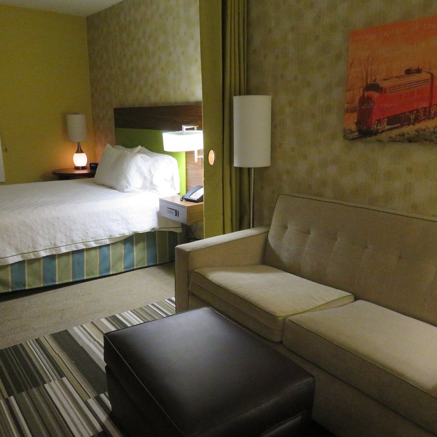 Home2 Suites by Hilton Gillette — Guest room