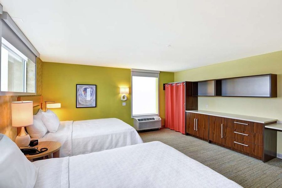 Home2 Suites by Hilton Helena — Guest room