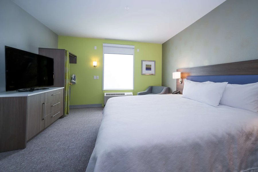 Home2 Suites by Hilton Jackson Flowood Airport Area — Guest room