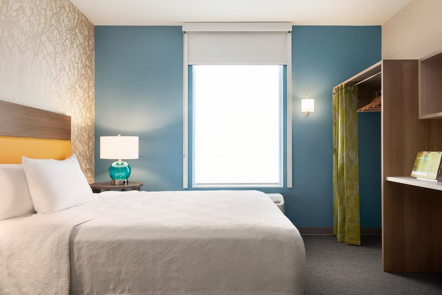 Home2 Suites by Hilton Las Vegas Northwest Las Vegas Nevada — Guest room