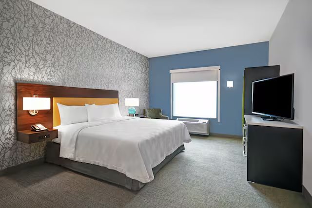 Home2 Suites by Hilton Lawrenceville Atlanta Sugarloaf — Guest room