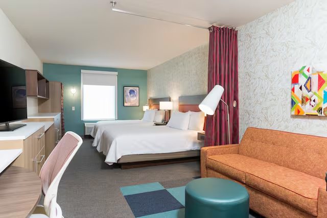 Home2 Suites by Hilton Louisville Airport Expo Center — Guest room