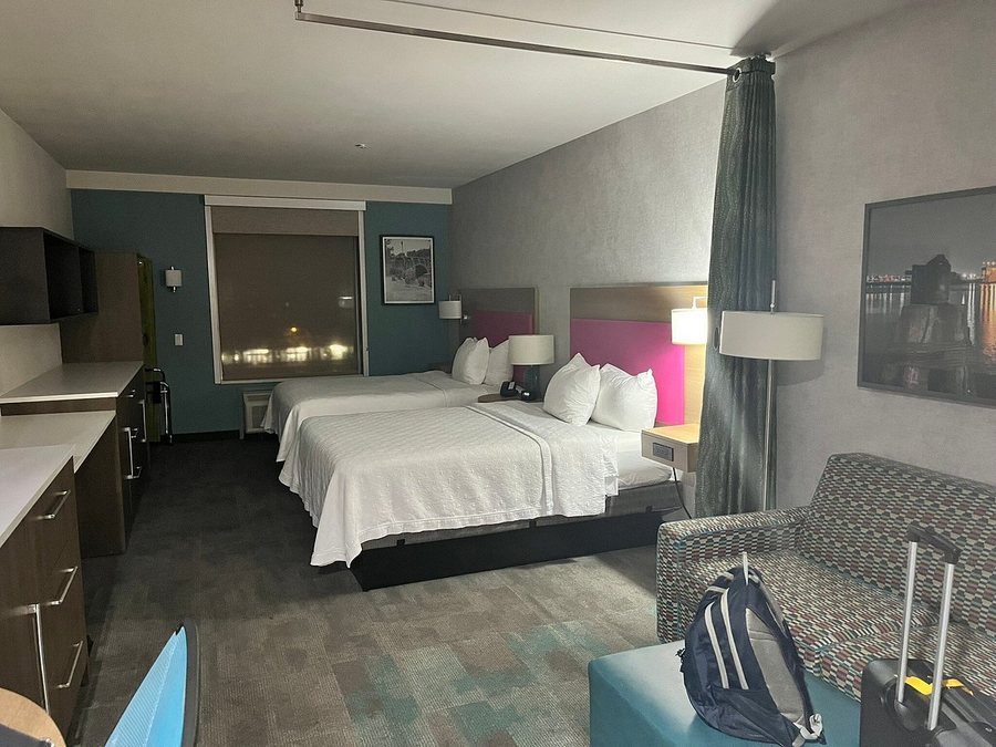 Home2 Suites by Hilton Norfolk Airport — Guest room