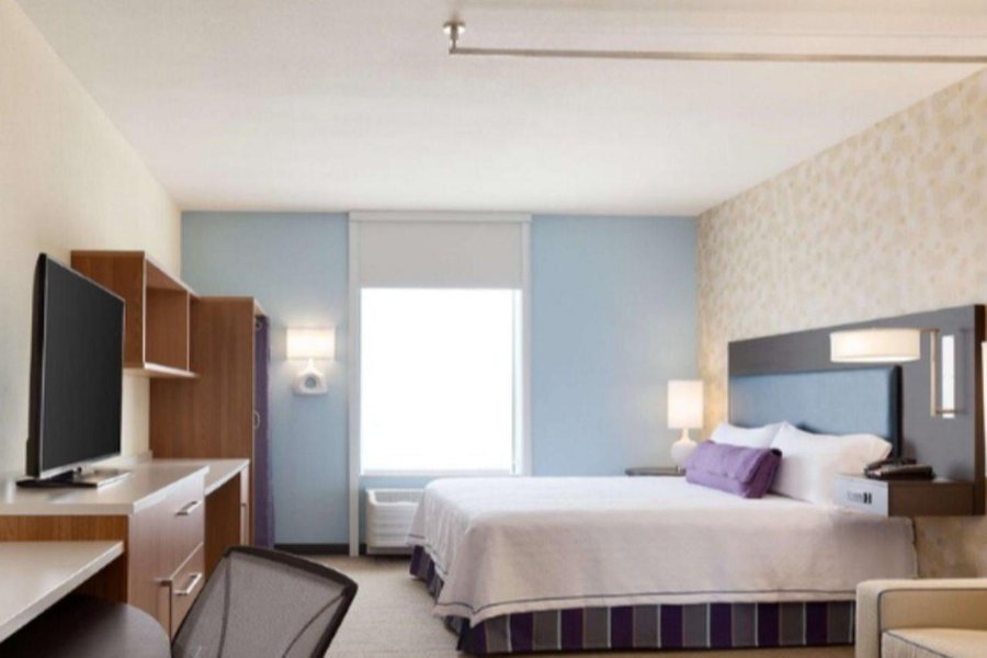 Home2 Suites by Hilton Oklahoma City Quail Springs — Guest room